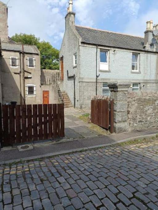 Stylish One Bed Flat With Private Parking Daire Aberdeen Dış mekan fotoğraf